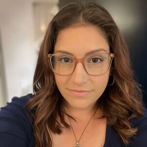 Meet your Posher, Erica